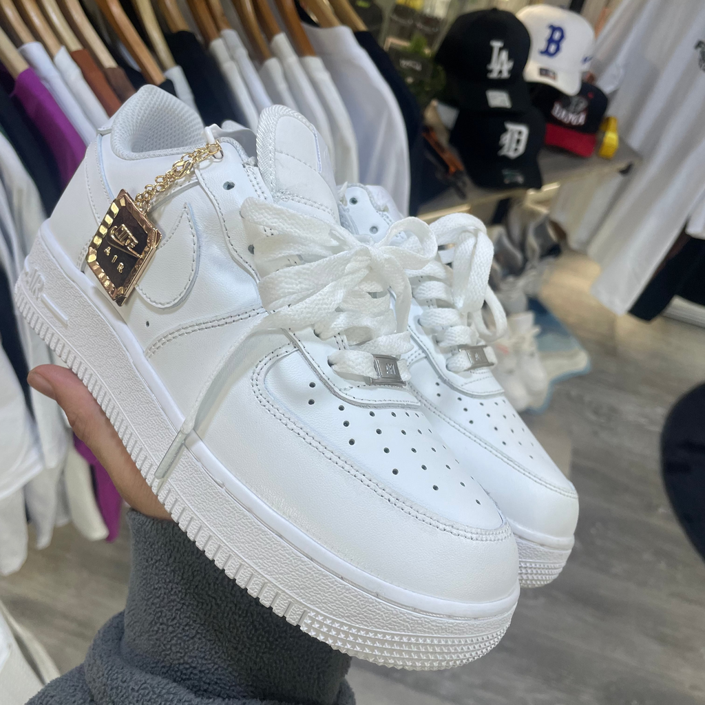 🔥NIKE AF1 + MEDIAS🔥
